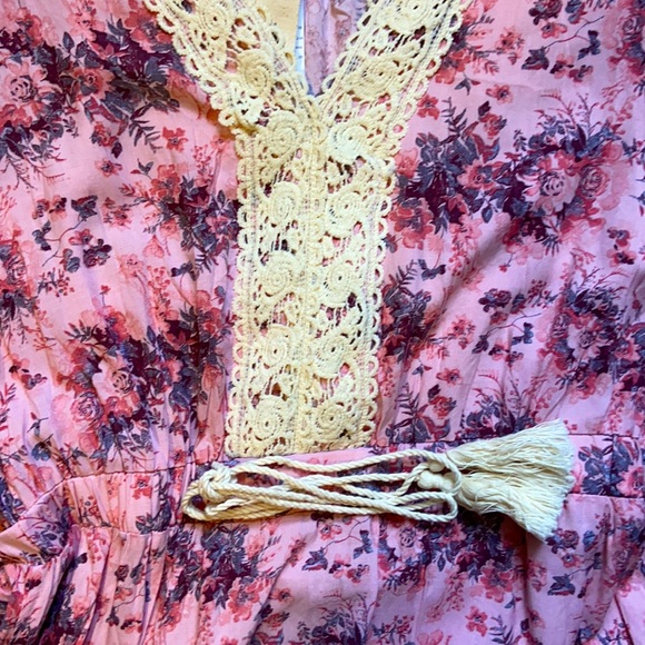 Sunday Mi Amor Opulent Roses Dress - Picture 5 of 7